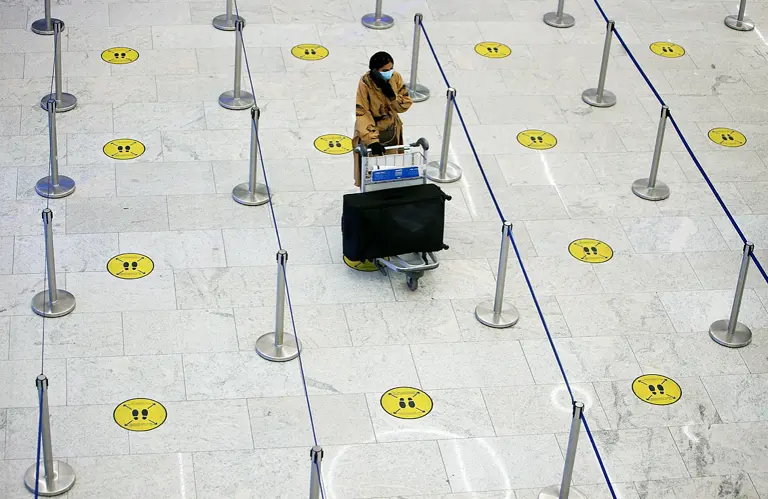 Kuwait denies operating transit flights from its international airport ...