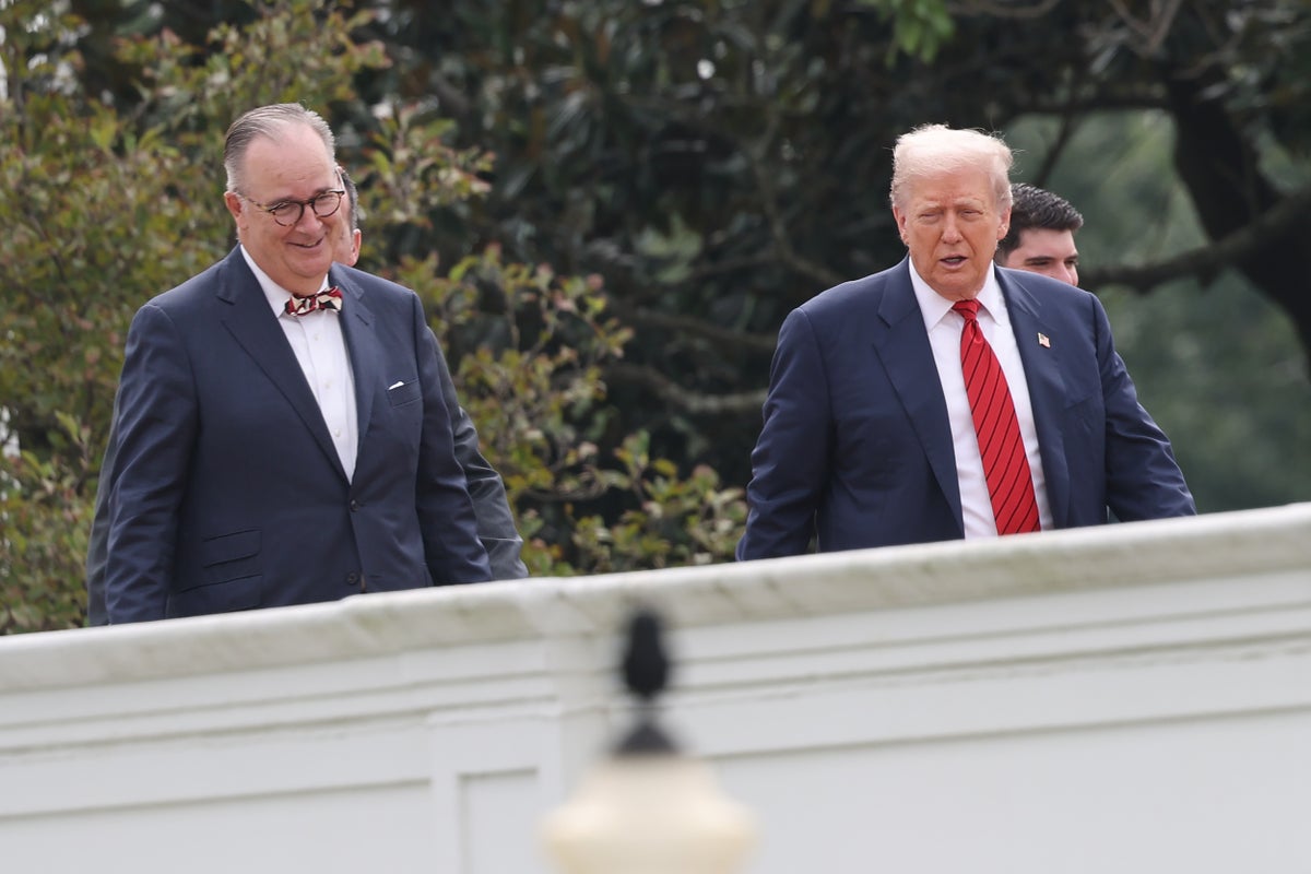 Trump’s ballroom architect quit after raising safety concerns: report