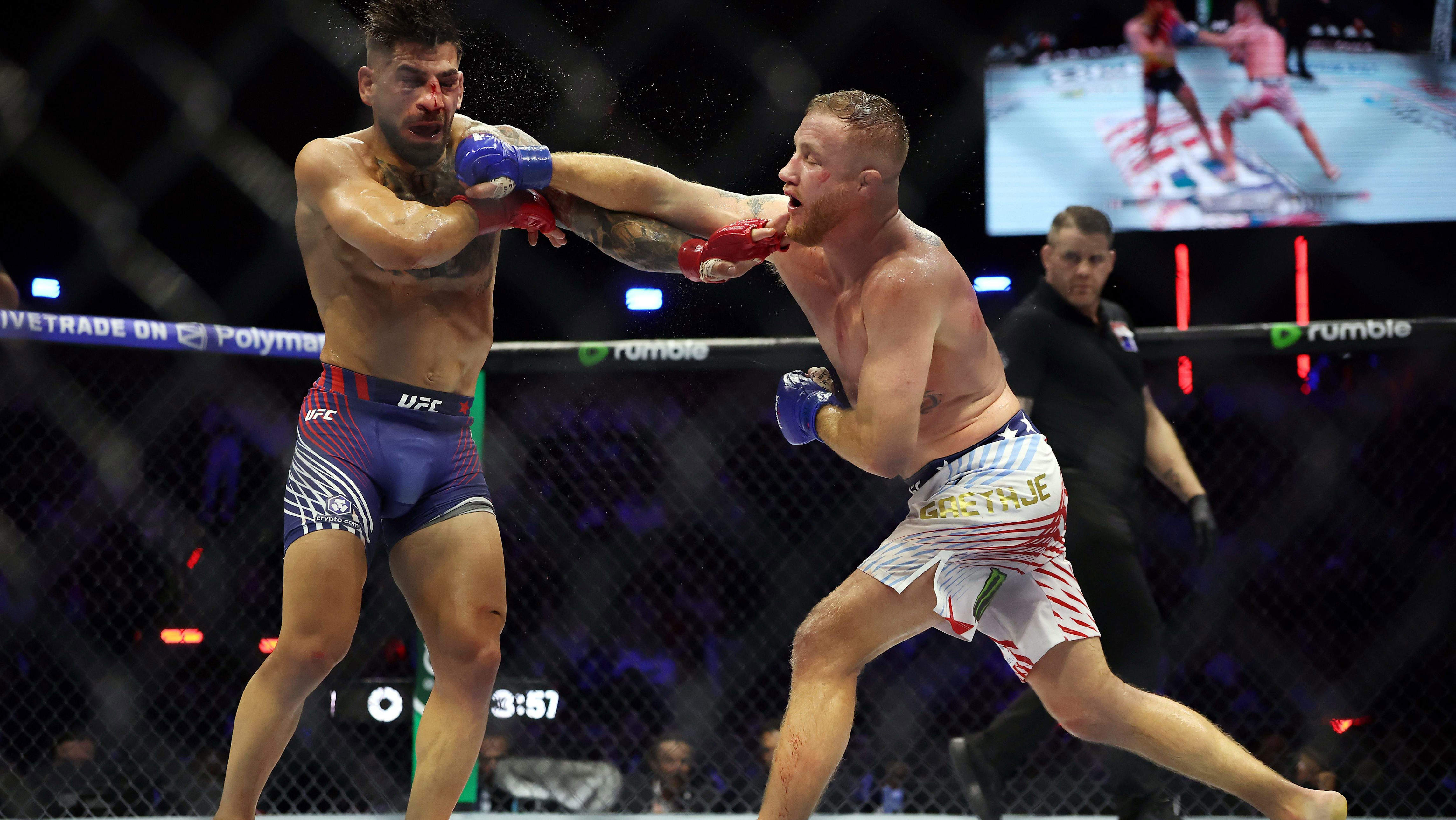 Justin Gaethje encourages Ilia Topuria to move back to 145 lbs