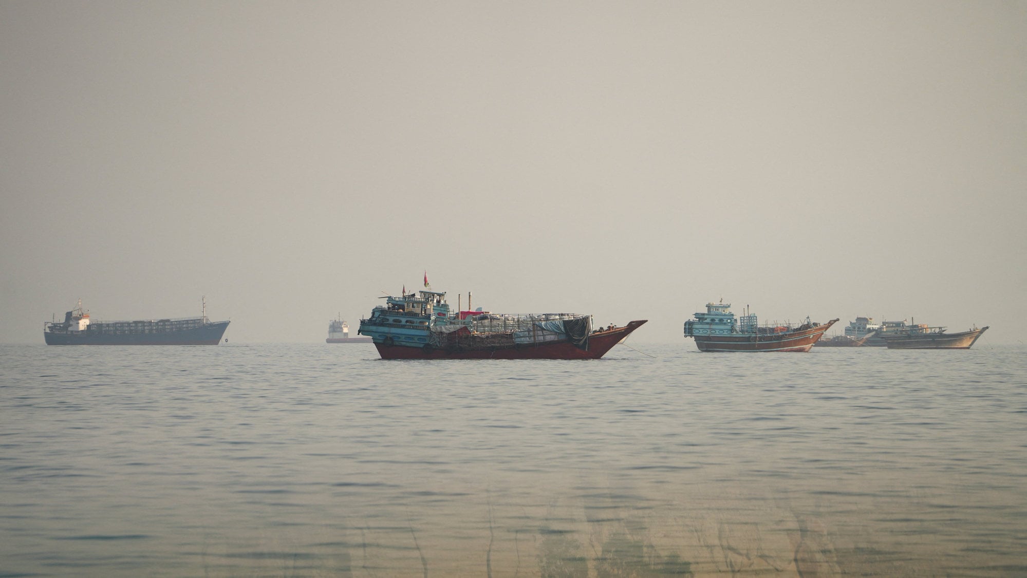 Indian sailor killed in attack on vessel in Hormuz, India and Oman ...