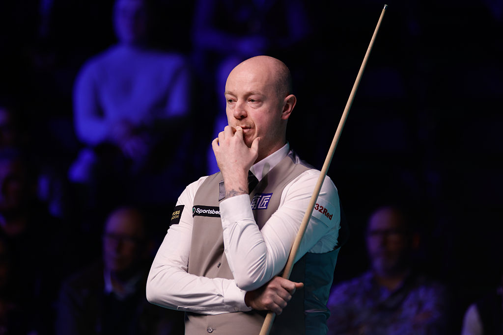 Top snooker stars have 'massively unfair advantage,' says Chris Wakelin