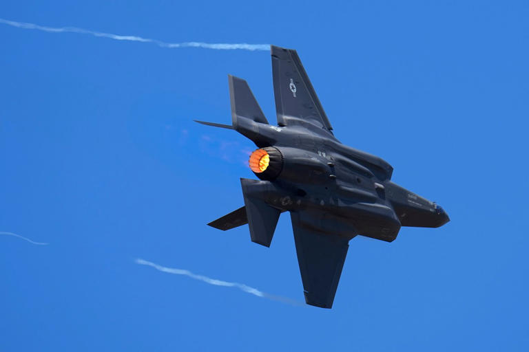 Pentagon investigates after China obtains parts from F-35 stealth ...