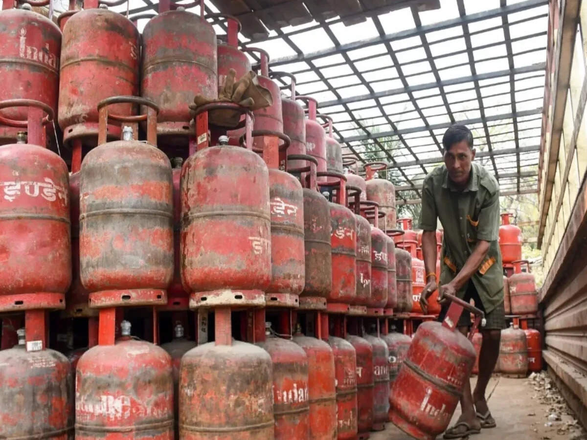 India ramps up LPG output as festival season begins