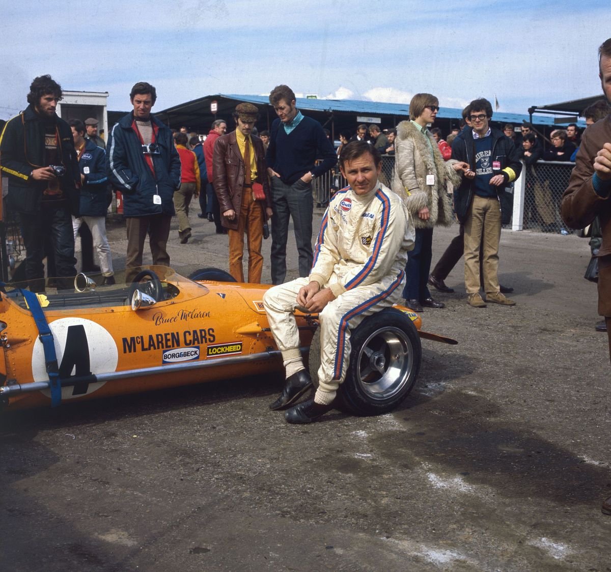 McLaren recupera origem de Bruce em nova identidade visual