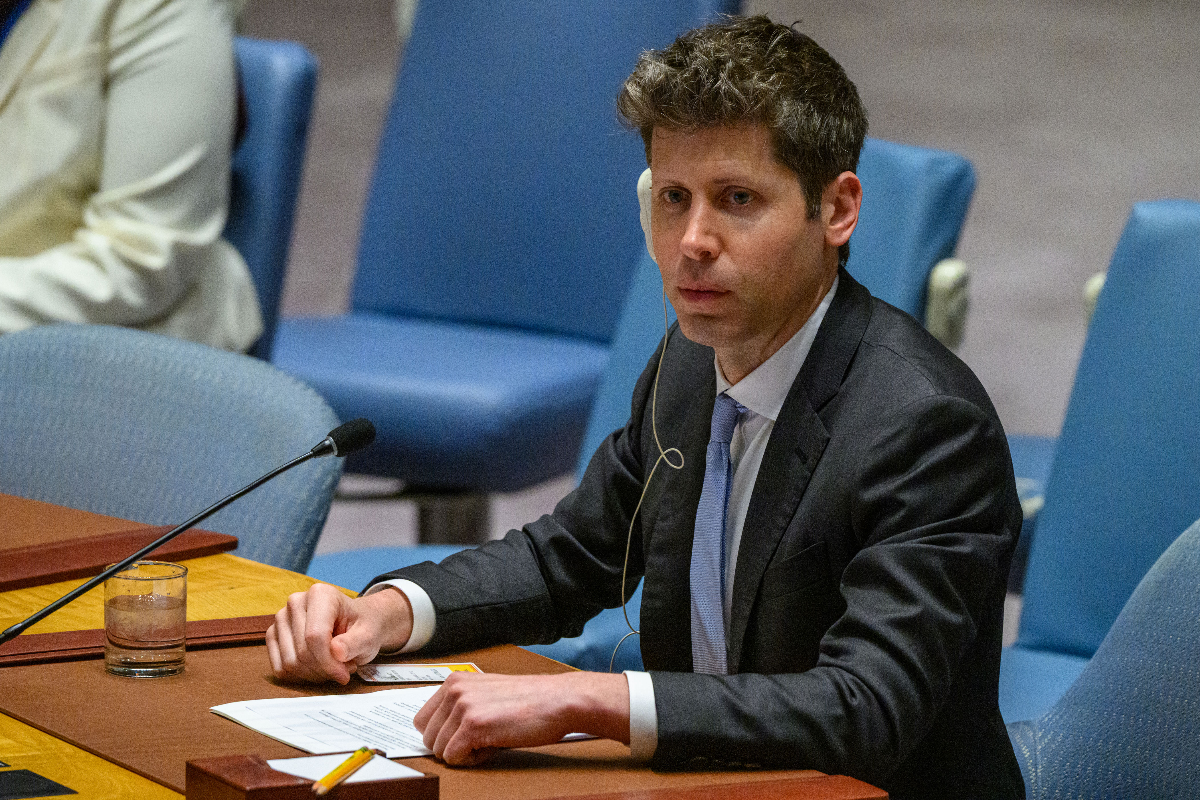 At UN, tech leaders urge global effort to limit AI's risk to humanity