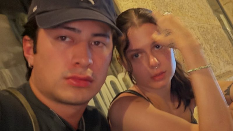 Hudson Williams’ girlfriend issues pointed statement to fans: 'Please stop'