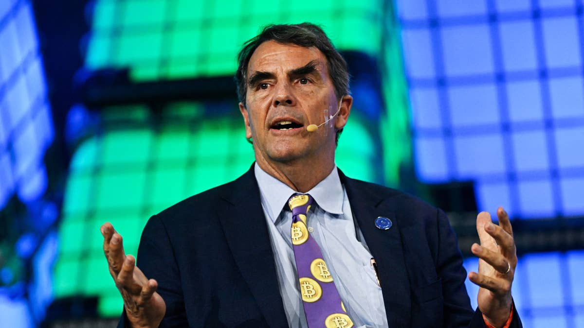 Billionaire Tim Draper takes aim at Apple, Meta's bitcoin-free balance ...