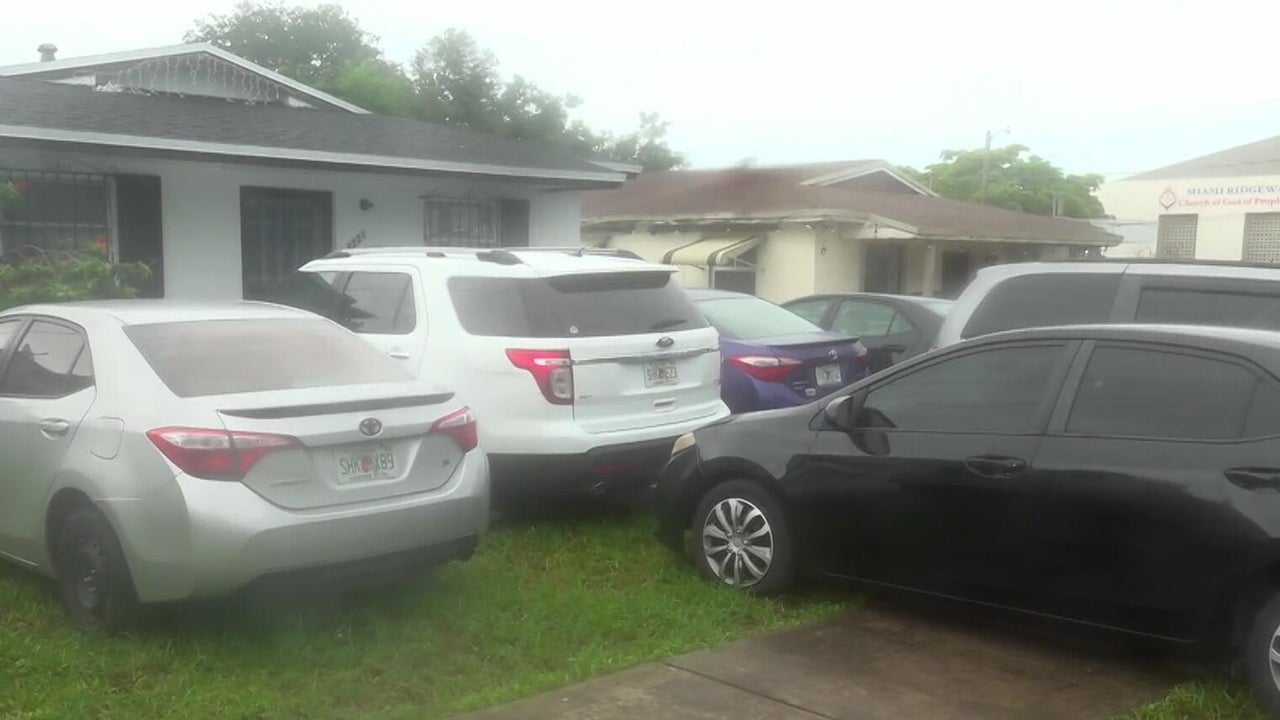 Miami-Dade neighbors frustrated by car dealer vehicles blocking ...
