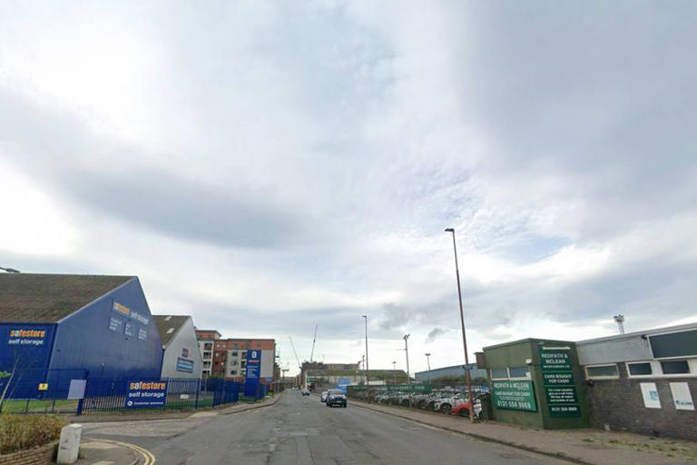Police issue statement as multiple roads closed overnight after Leith crash