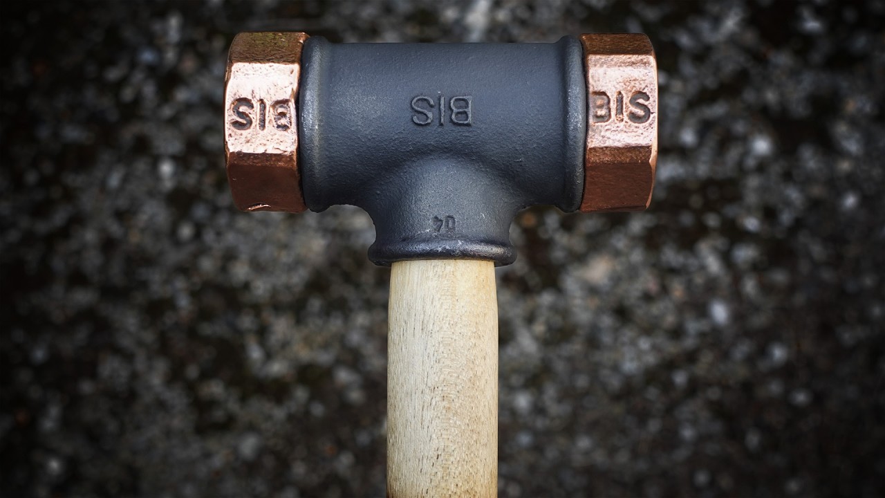 Ingenious method for crafting a copper hammer