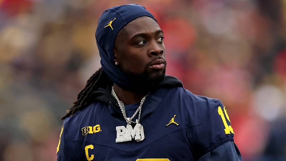 Michigan's man-coverage isn't any candy shop Iowa WR Tony Diaz has been ...