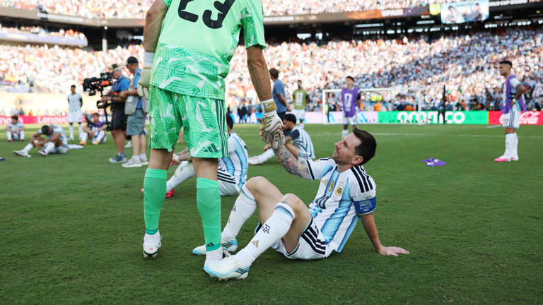 ‘I thought he already retired’: Emiliano Martinez’s odd remarks on ...