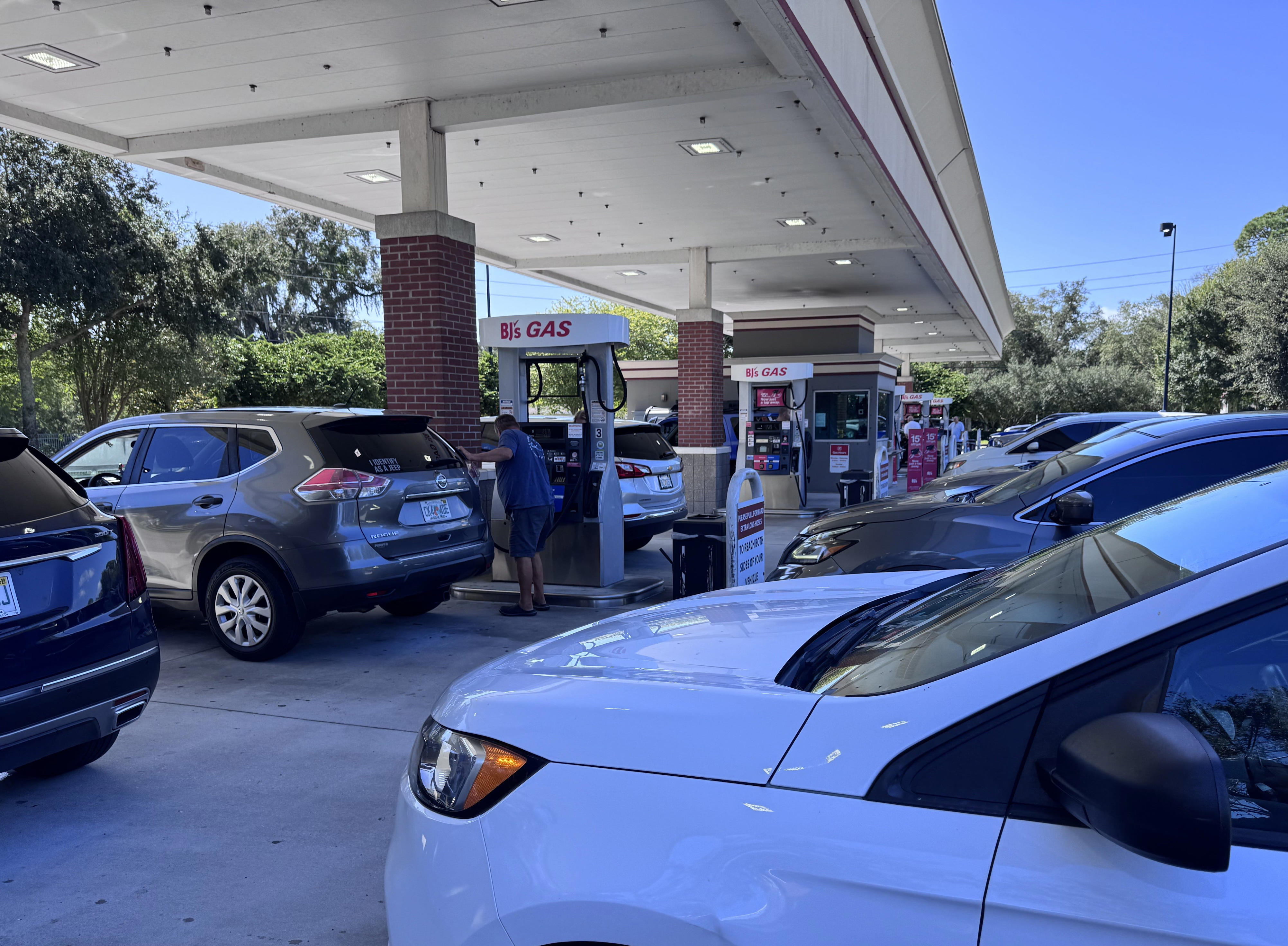 Get $2 gas at Florida BJ's before Friday store opening