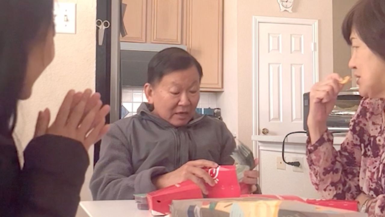 Daughter surprises parents with money to pay off mortgage in Chick-fil ...