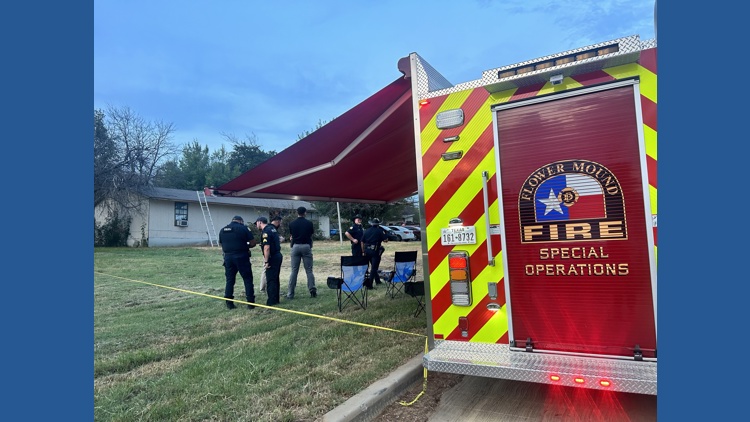 Police: 3 found dead at Flower Mound home