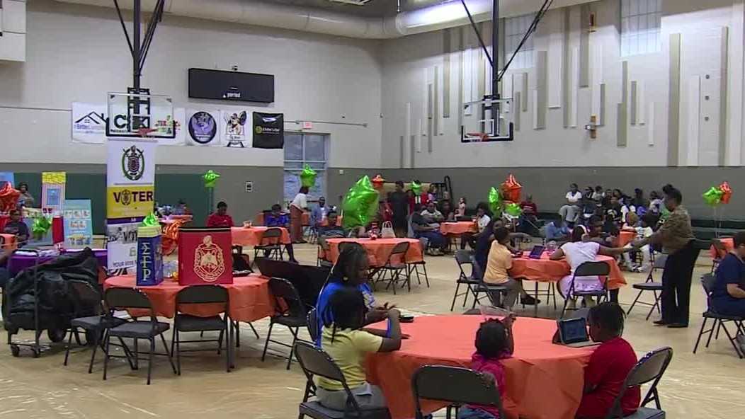 Huffman Middle brings math to life with family STEM night