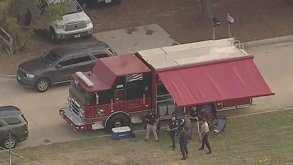 3 found dead in Flower Mound home in apparent double homicide-suicide ...