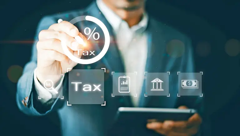 UAE firms use AI to cut expense claim paperwork amid compliance push