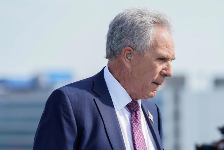 NASCAR great Darrell Waltrip has brain disease