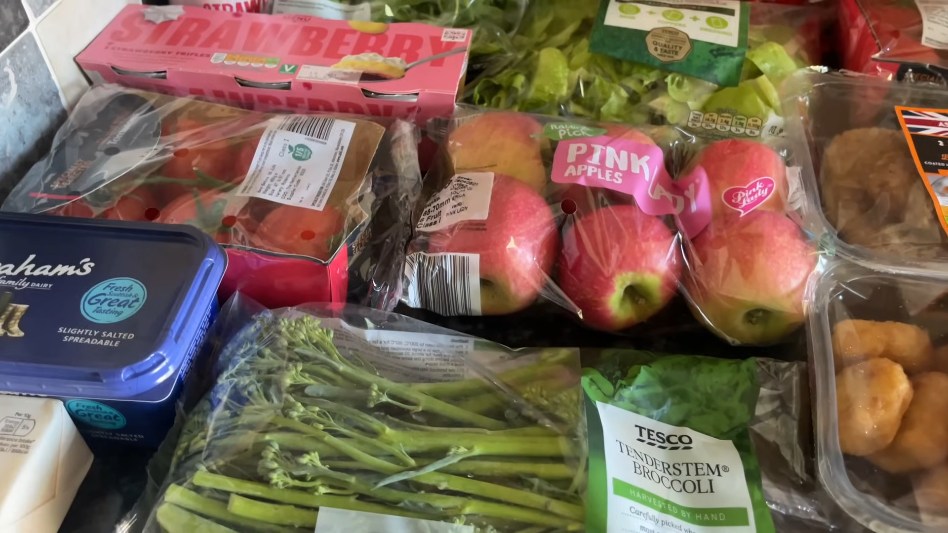 Smart supermarket savings for a full week of food