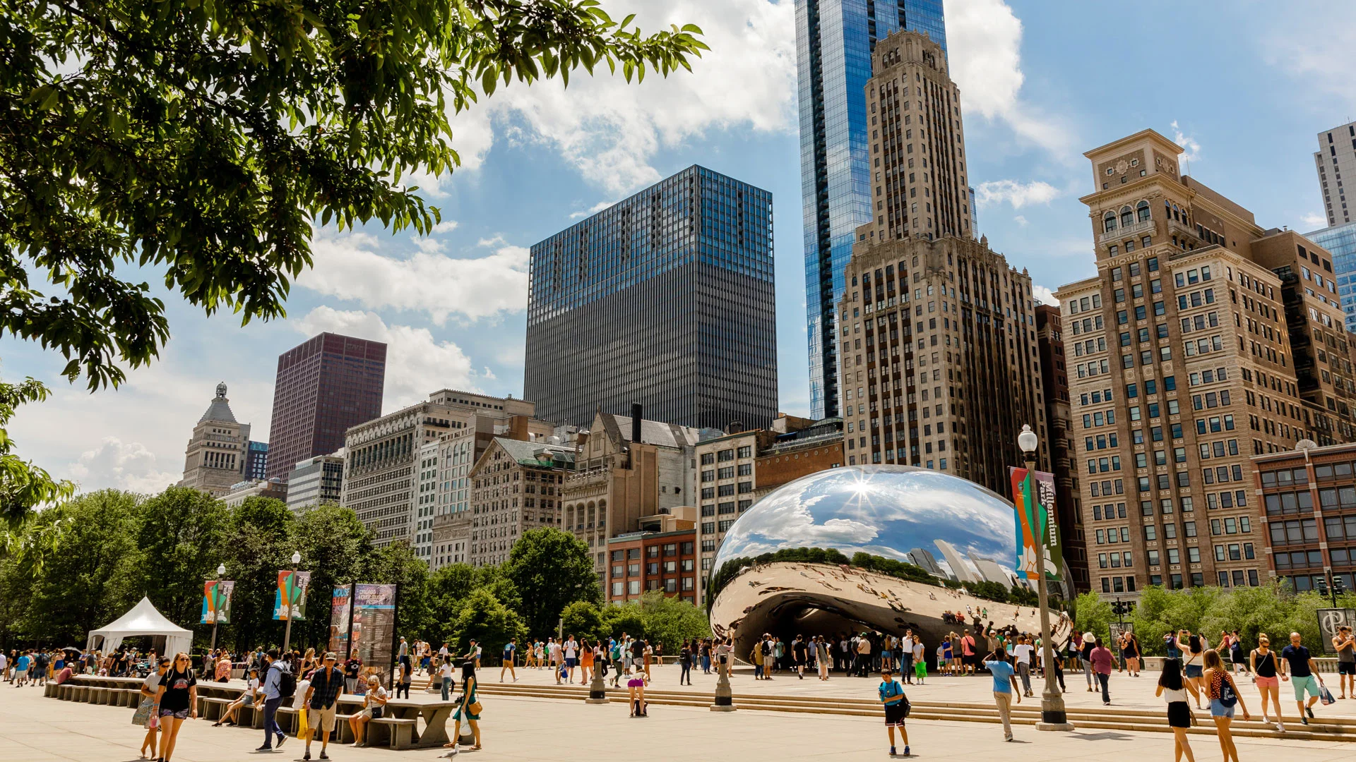 These 6 grant programs offer Chicago small businesses up to $5.2 million
