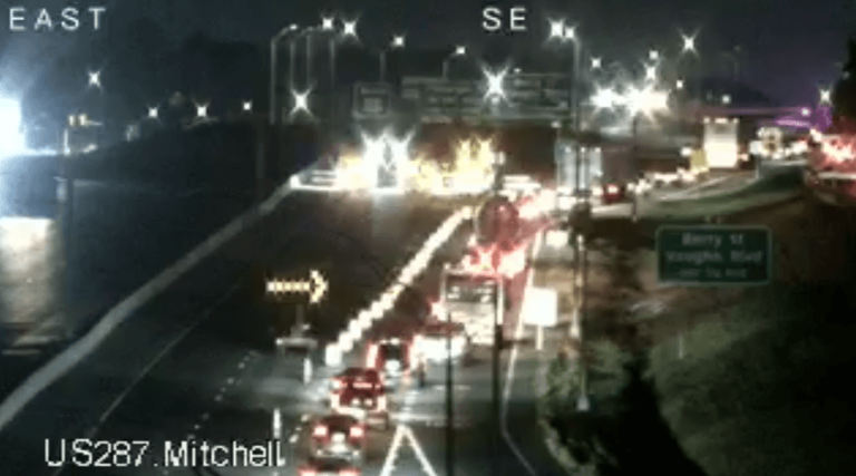 Fatal crash closes US 287 in Fort Worth after garbage truck hits overpass