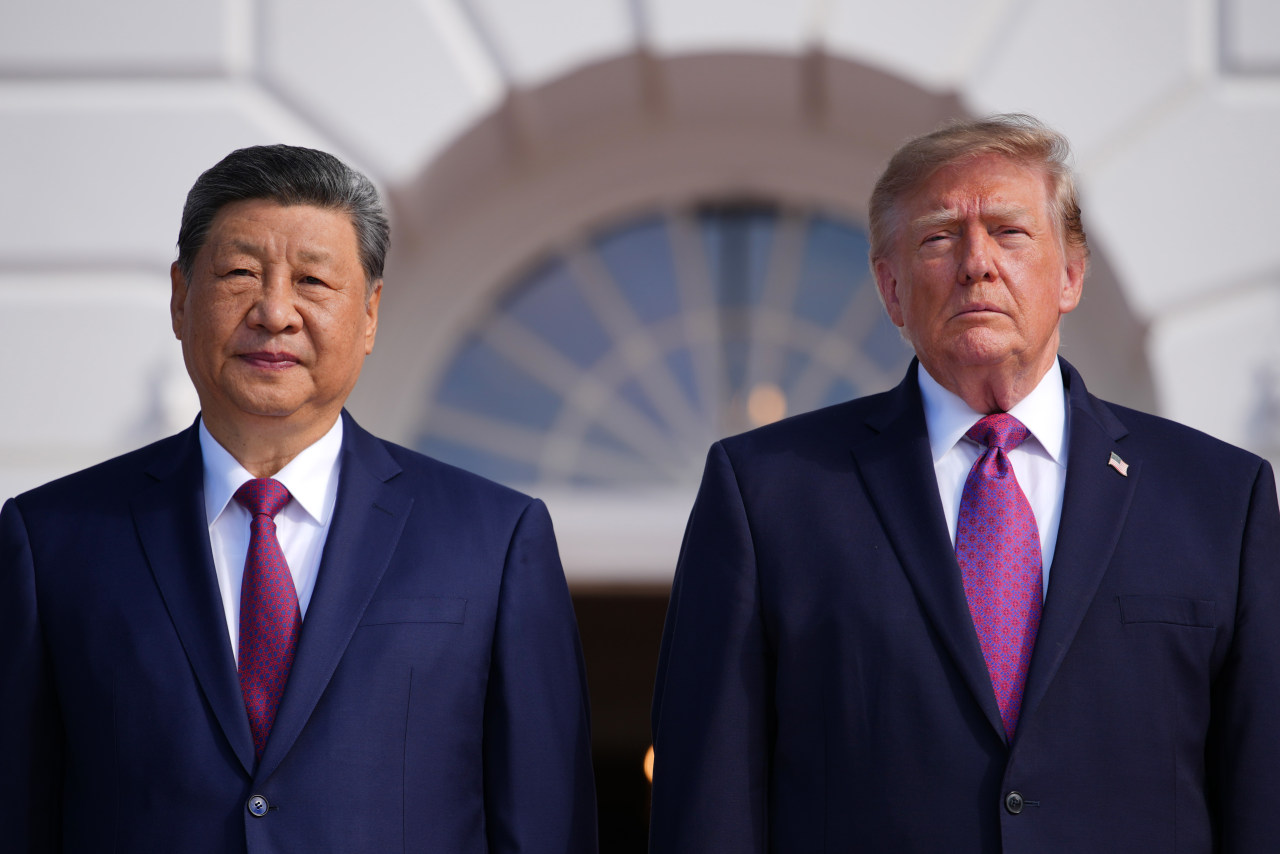 Trump's summit with Xi starts with pomp and pageantry
