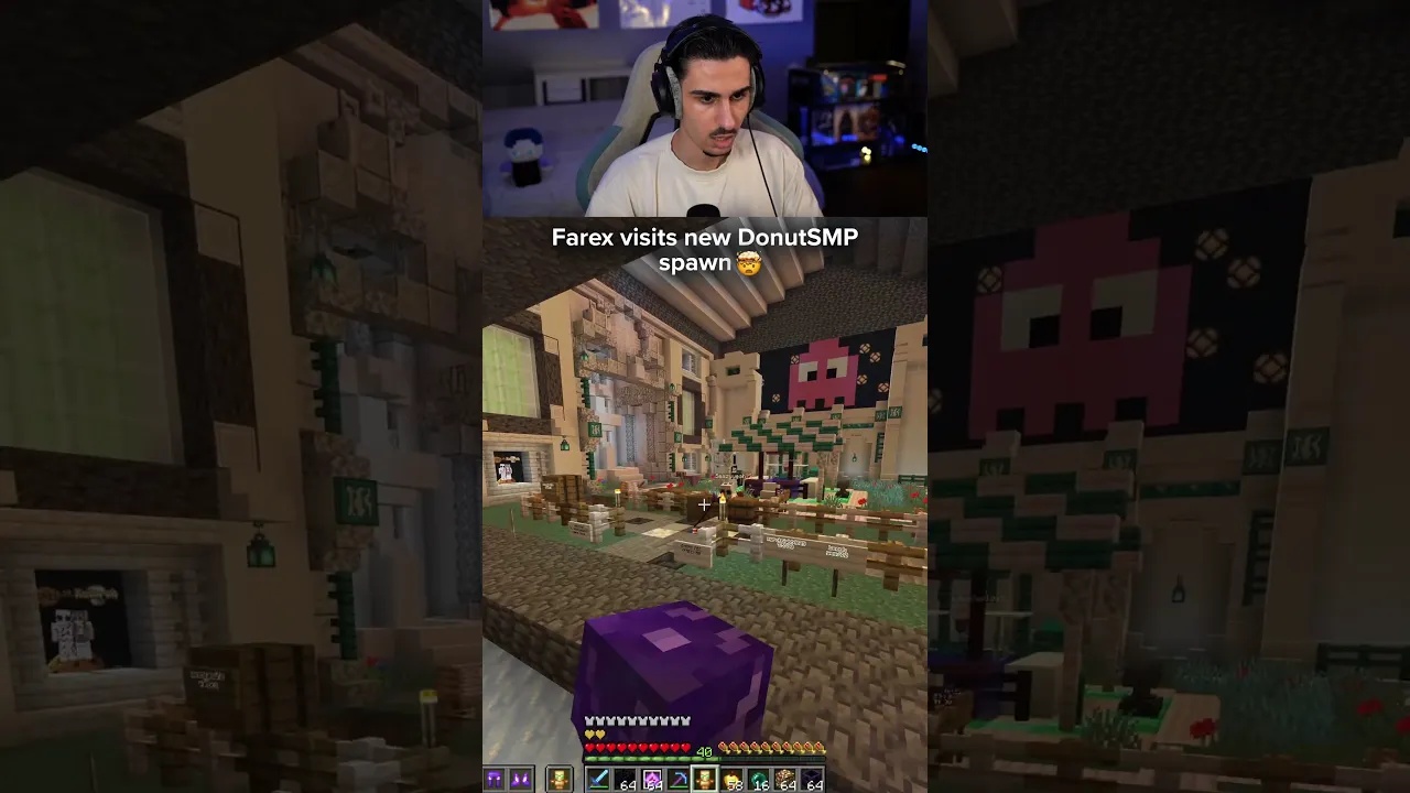 Farex visits new Donut SMP spawn