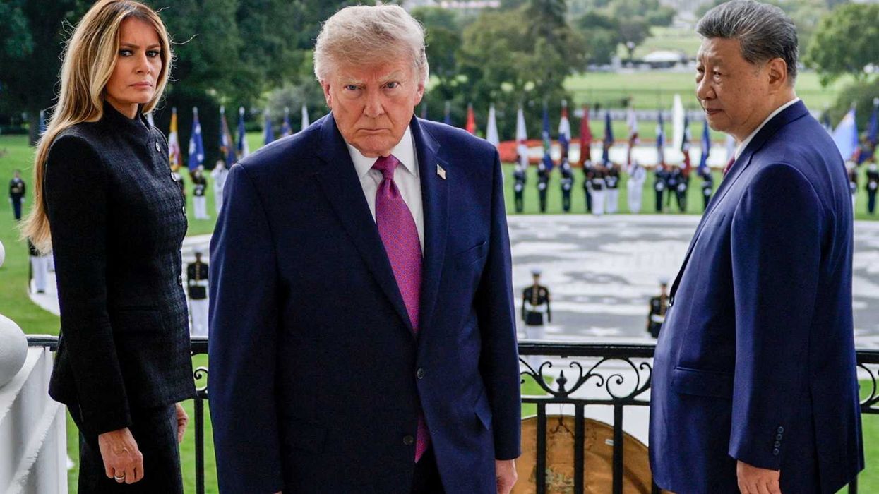 NYT issues stark warning as Trump 'sycophants' prop up 'flailing ...