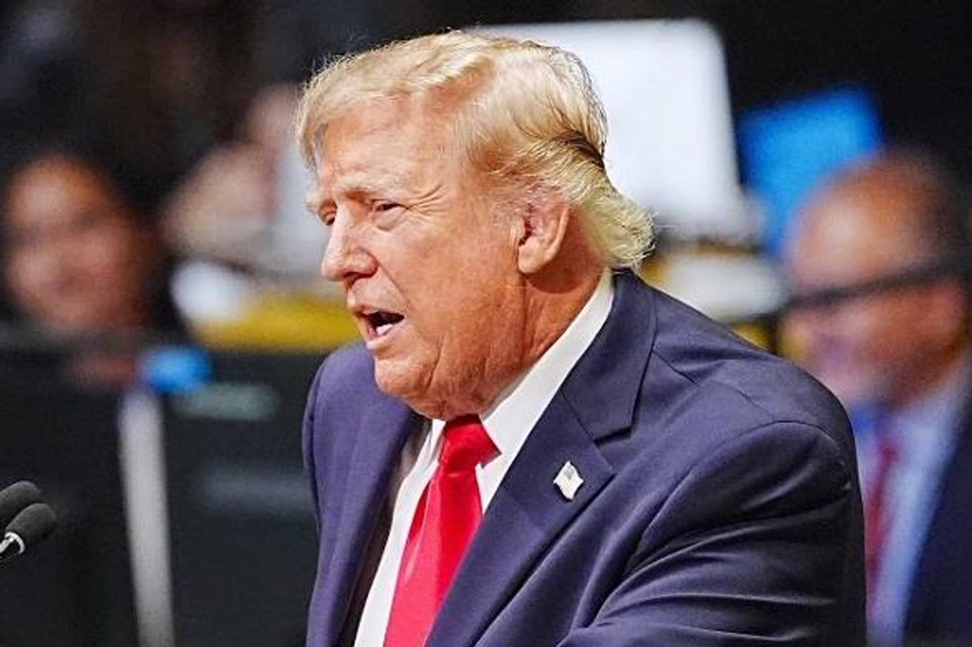 Trump's UN speech shows 'multiple seizures' and 'steep neurological ...