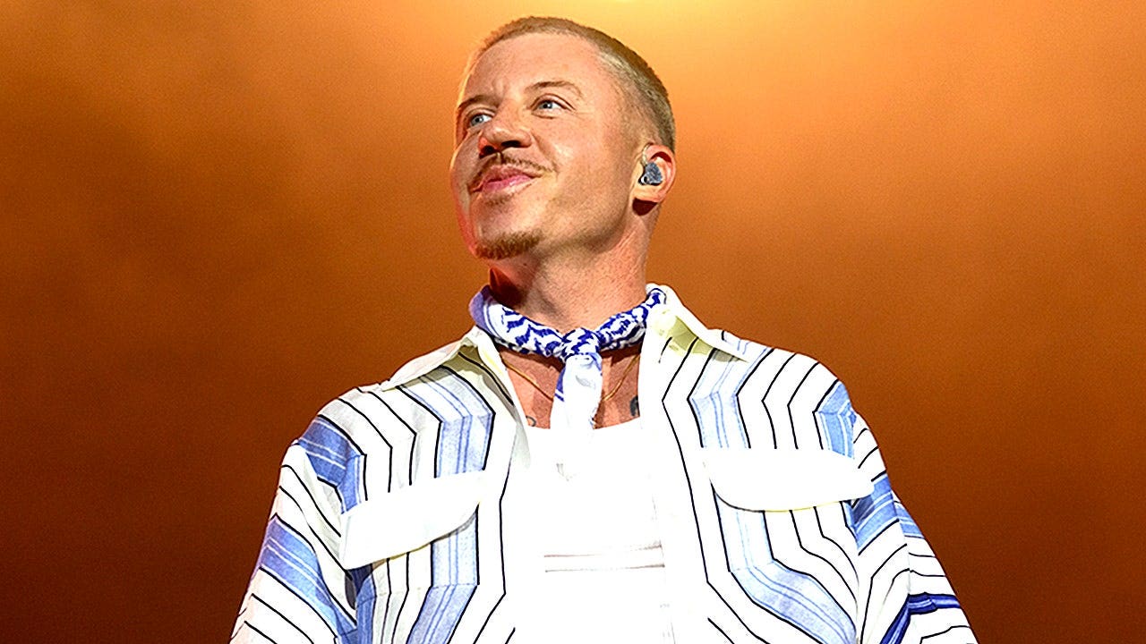 SNL host Michael Che mocks Macklemore's Free Palestine tour after Ed ...
