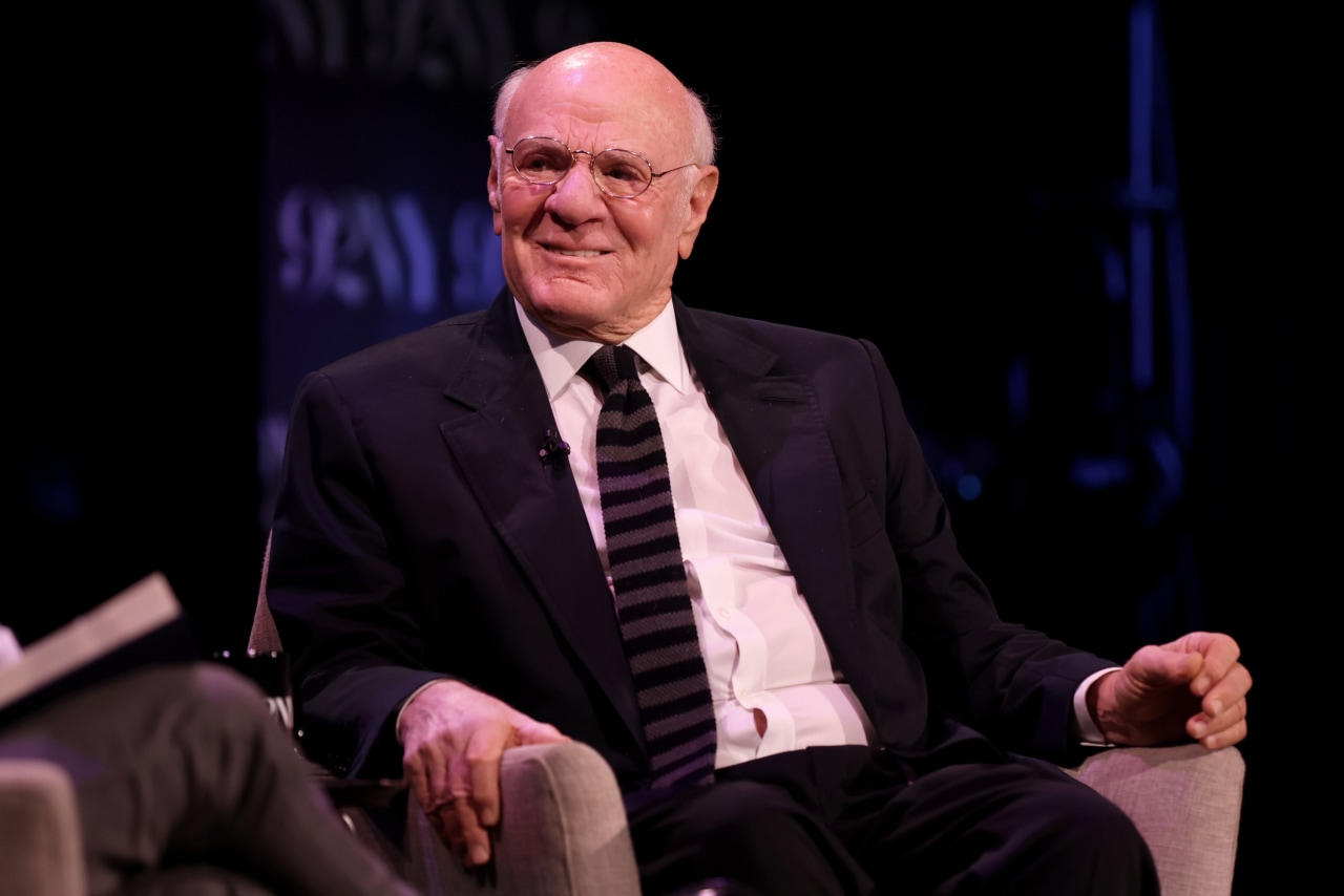 MGM Resorts eyeing bid for Barry Diller's People Incorporated