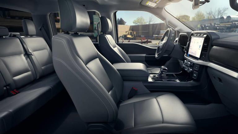 2025 Ford F-150 Lightning