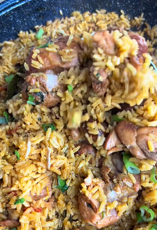 One pot chicken sausage rice with bold seasoning
