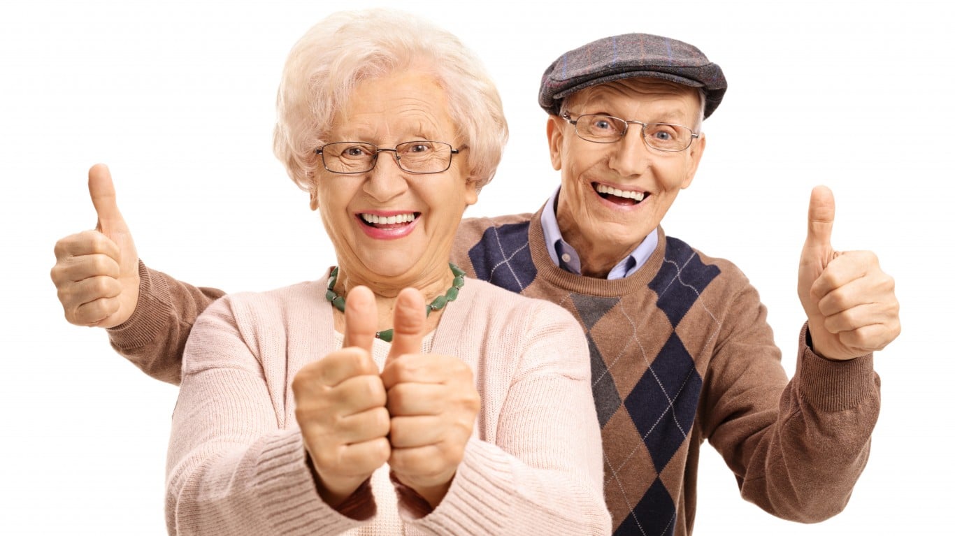 Baby boomers: Sell the rally now, shift to these 3 safe income investments