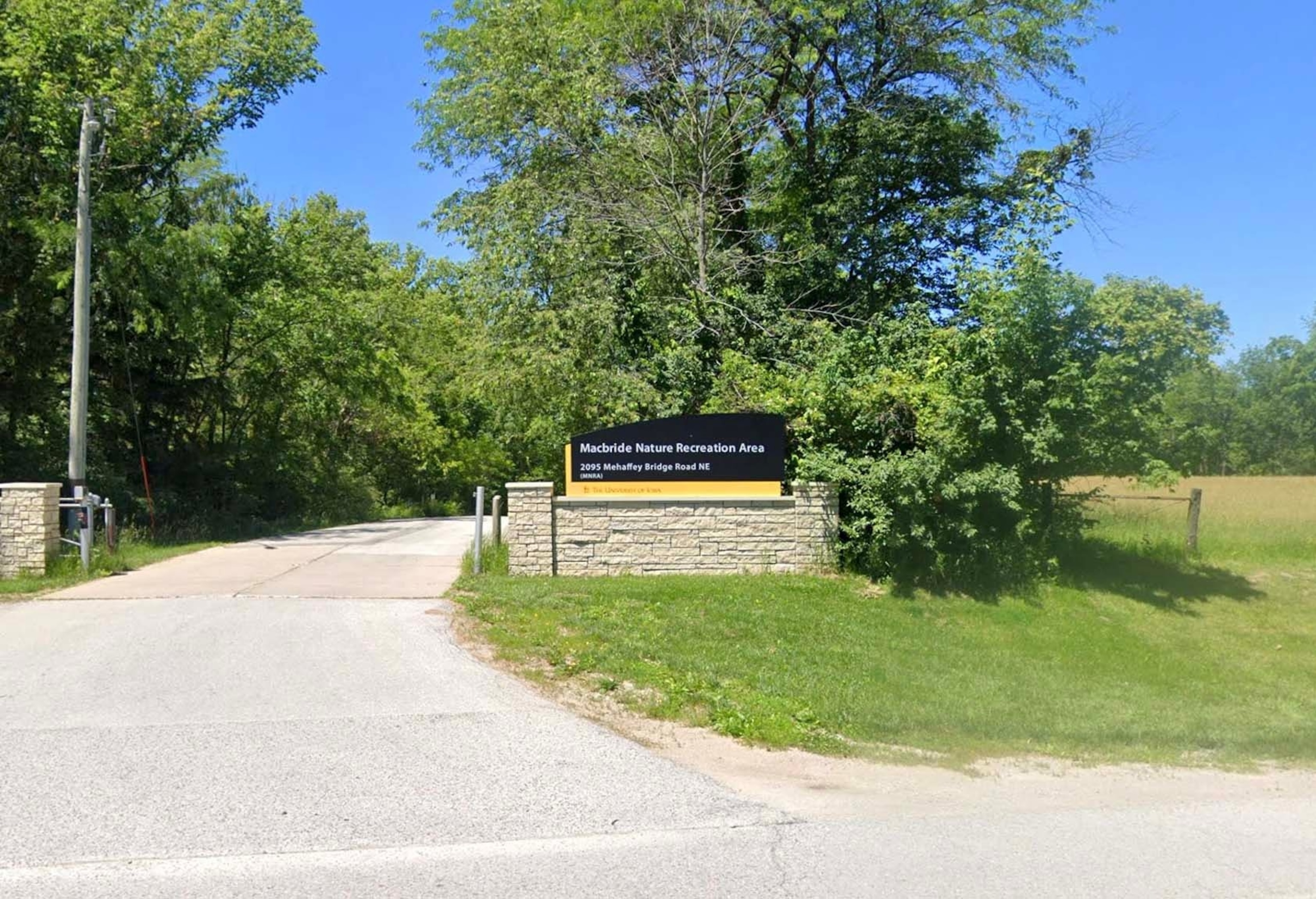 5th grade teacher, student die during field trip to nature reserve