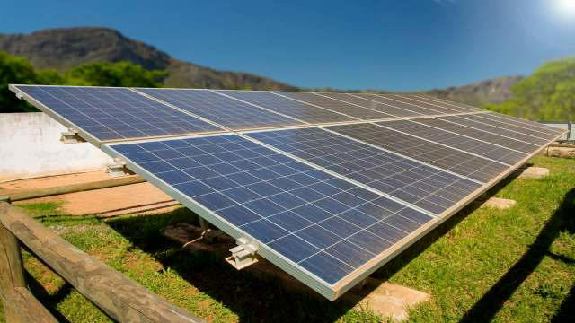 Off-grid solar creator debunks '3-year lifespan' claim: It's parts, not ...