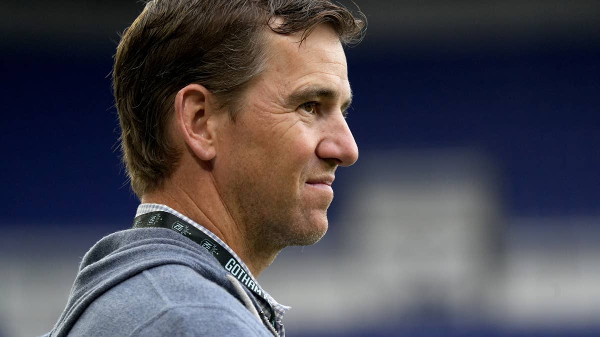 Eli Manning could become 'wild card' in the Joe Buck, Troy Aikman saga