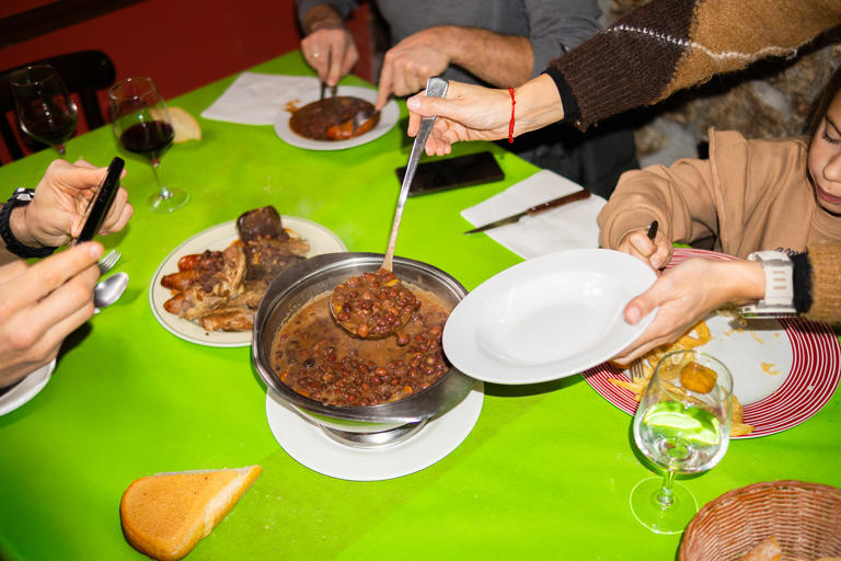 We're getting mealtimes wrong - here's the best time to have dinner