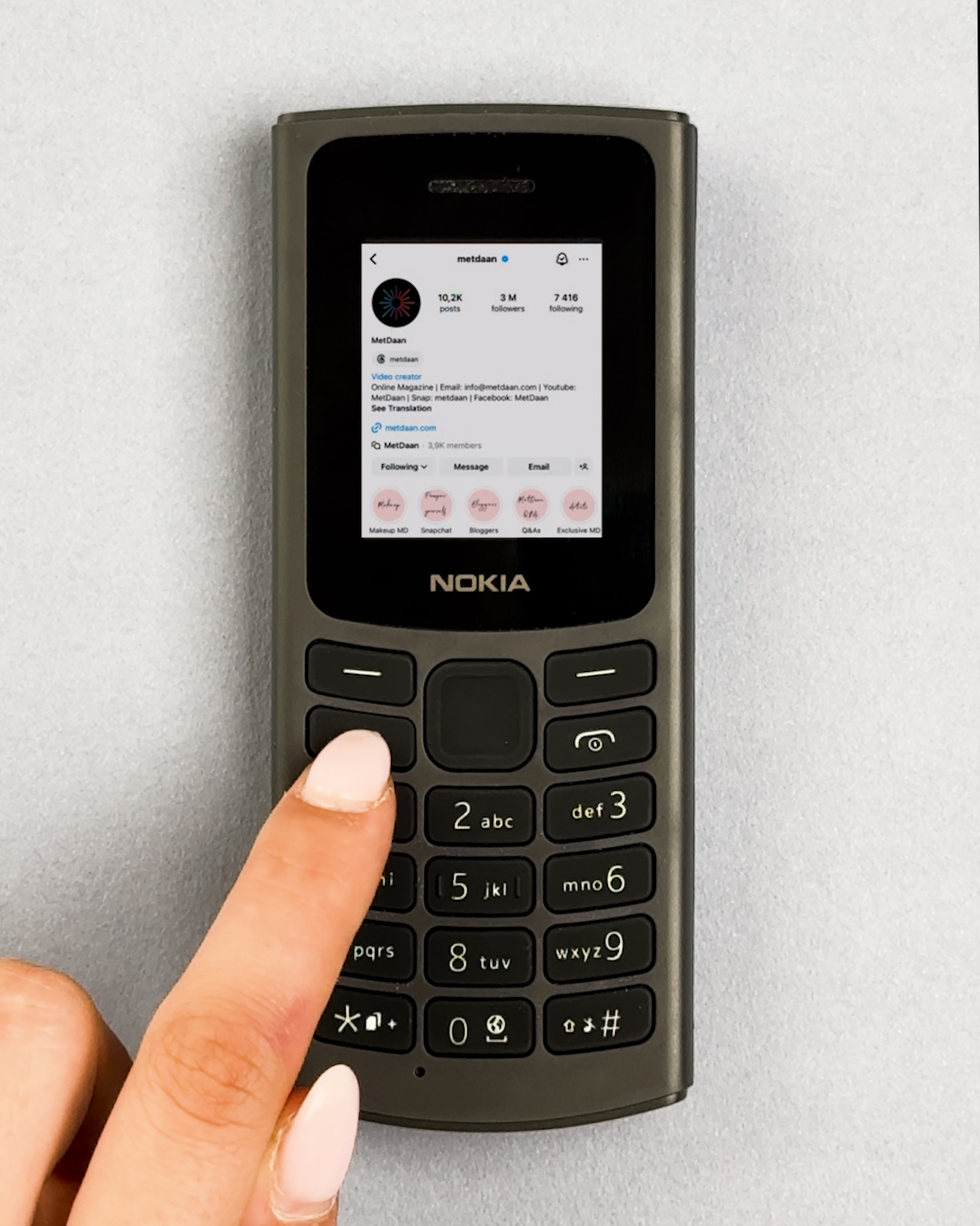 Testing Instagram in an old phone. Real or fake?📱