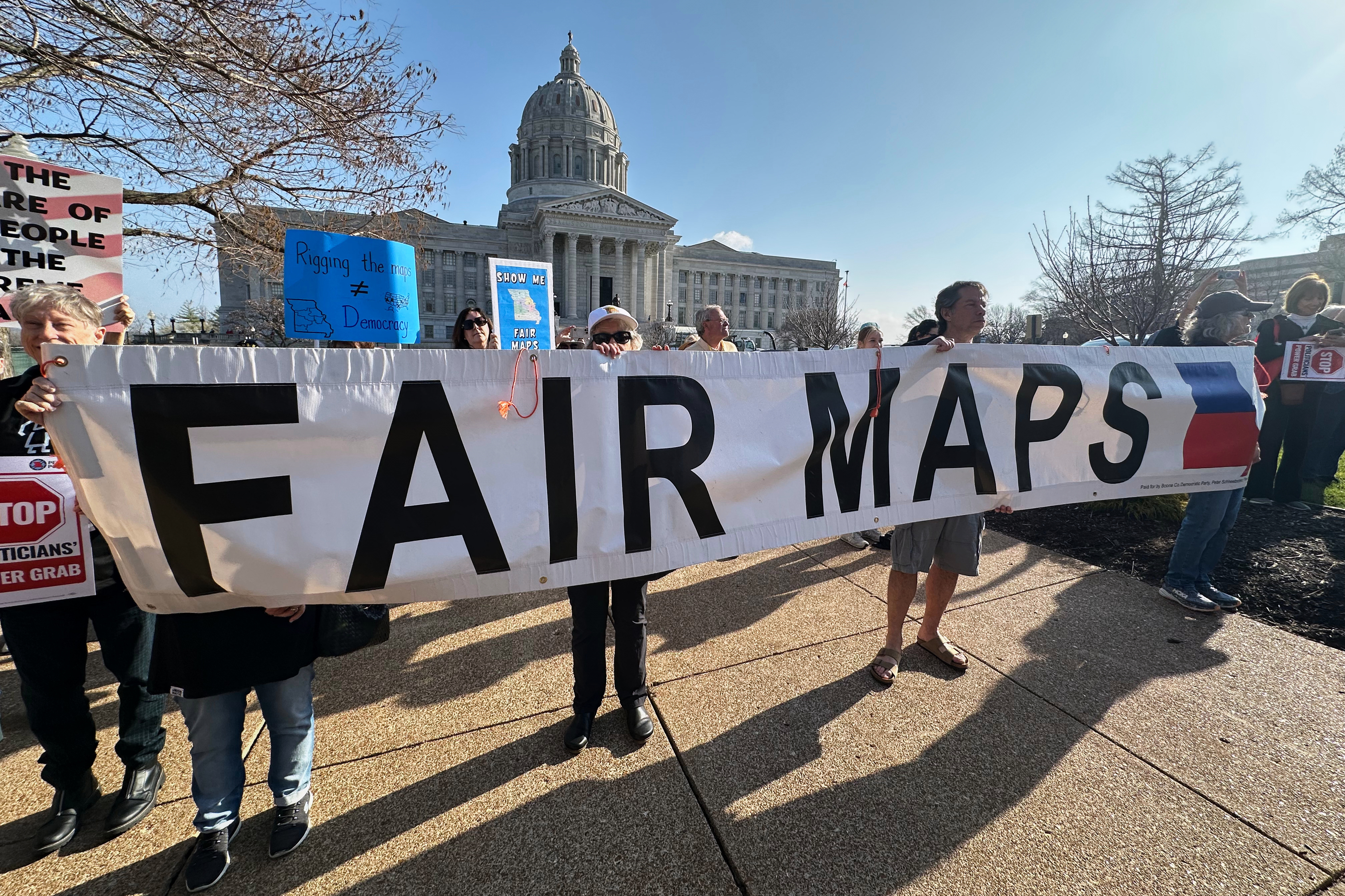 Missouri election officials tell people to hold off voting while SCOTUS ...