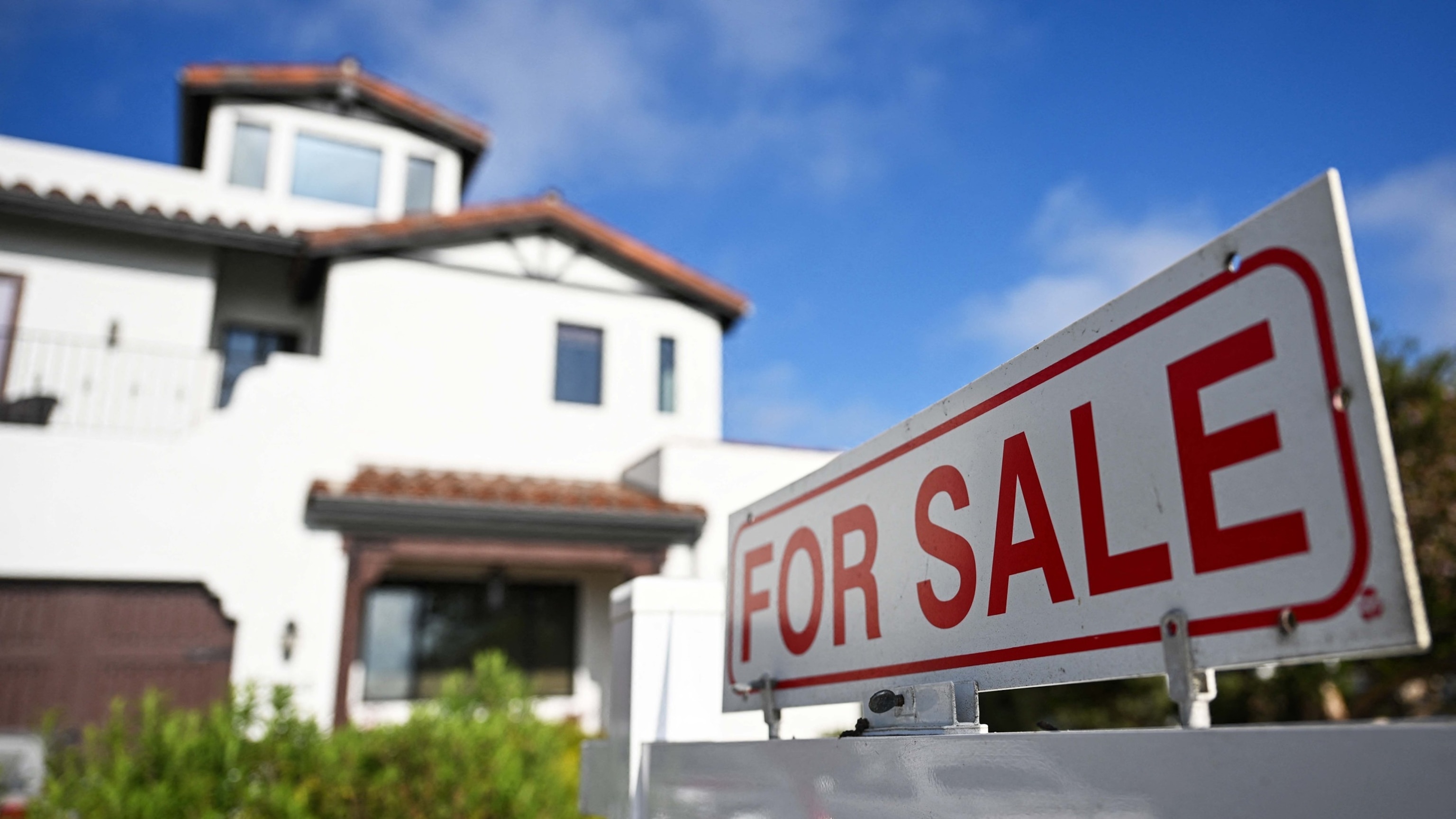 Mortgage rates hit highest level in nearly 20 months