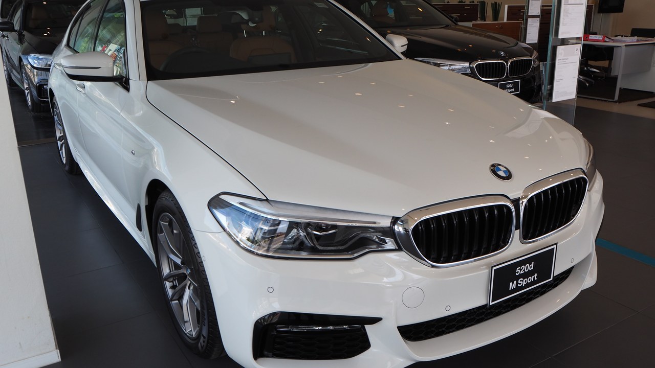 BMW recalls roughly 190,000 older 3, 5 and 7 Series cars over water ...