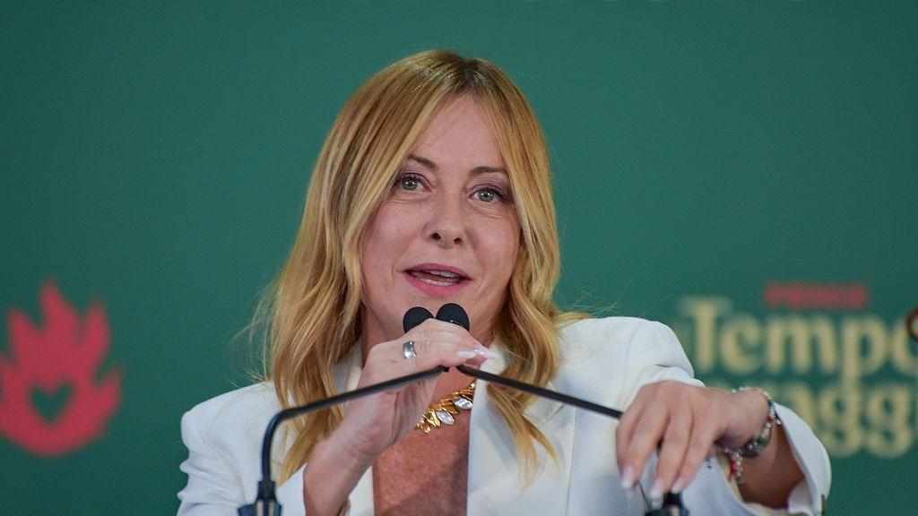 Italy ministers agree to ban burqa and niqab in school and cap ...