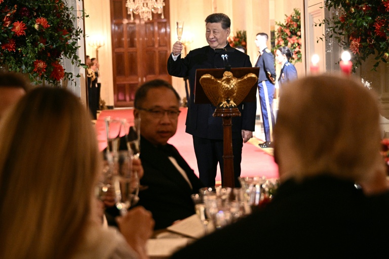 Trump hosts Xi for state dinner as pomp masks tensions