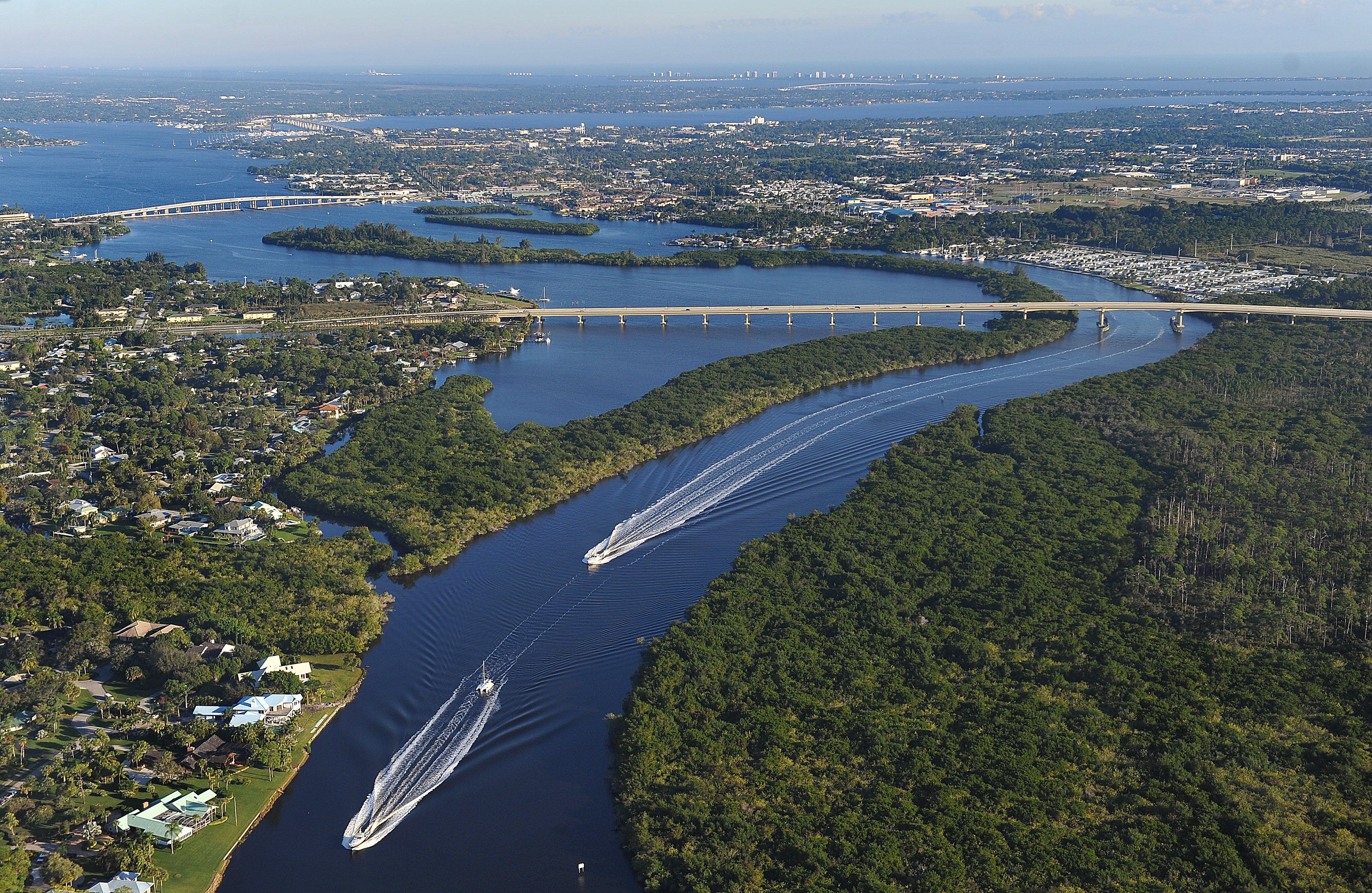 Florida man hospitalized after fall from bridge