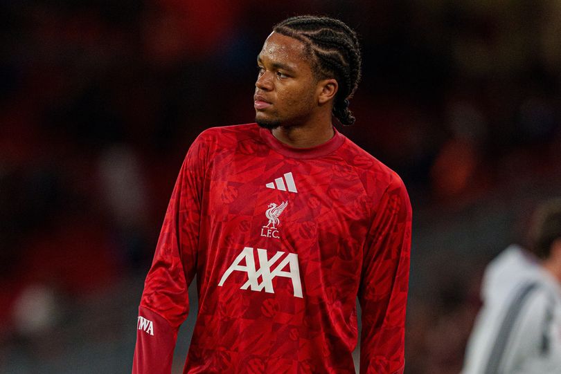 Noticias sobre fichajes del Liverpool: Rio Ngumoha «no se irá a ninguna parte» y un exjugador de los Reds vinculado con un posible regreso.
