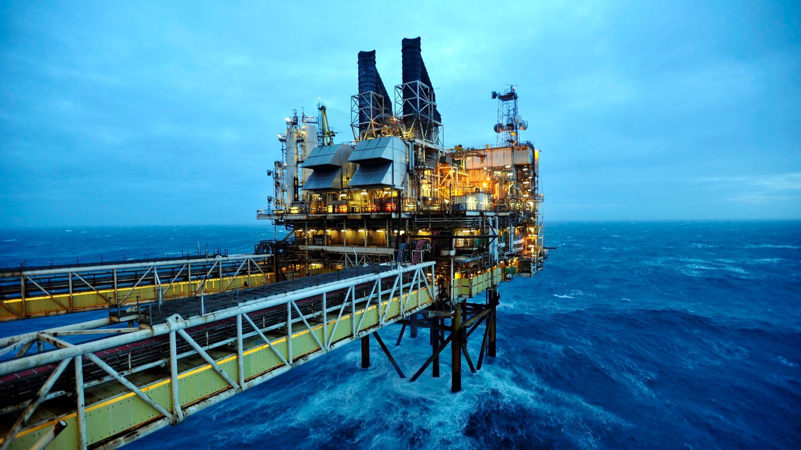 Scrapping windfall tax early could cost UK £8.6bn by 2030