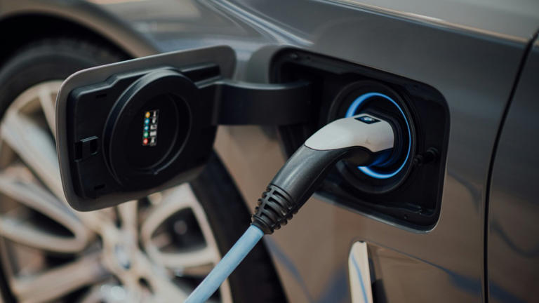 Car tax in Italy: which models will be exempt from 2027