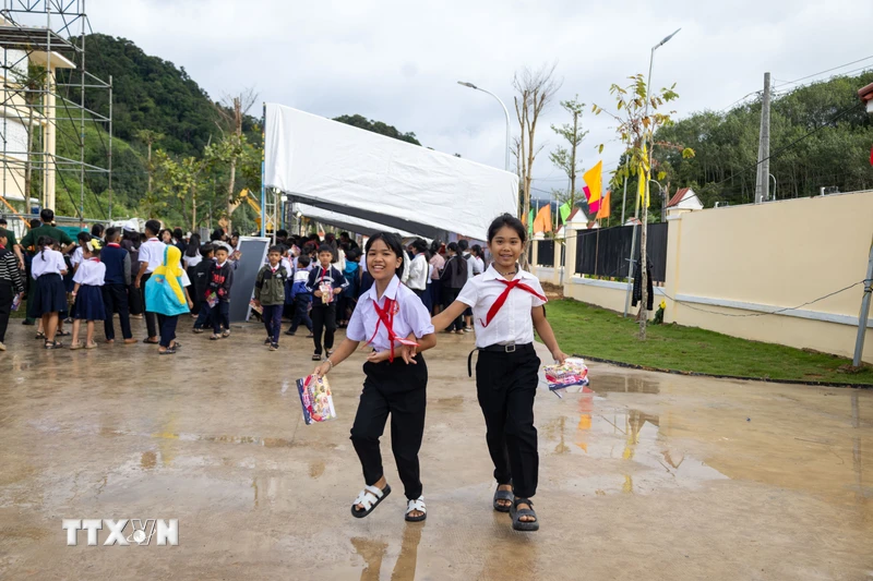Trường mới giữa đại ngàn: Nơi mở cánh cửa kết nối, chắp cánh những ước mơ